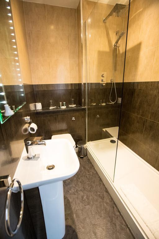 Castle Hotel Tamworth Ngoại thất bức ảnh