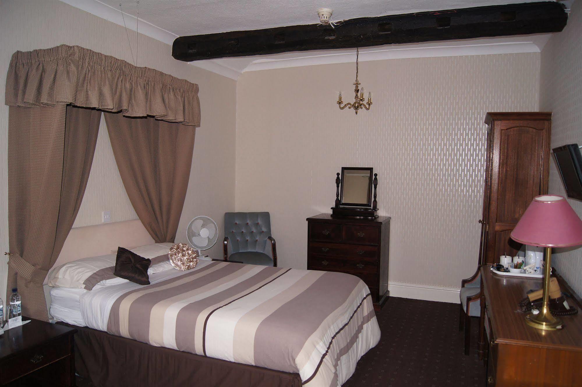 Castle Hotel Tamworth Ngoại thất bức ảnh