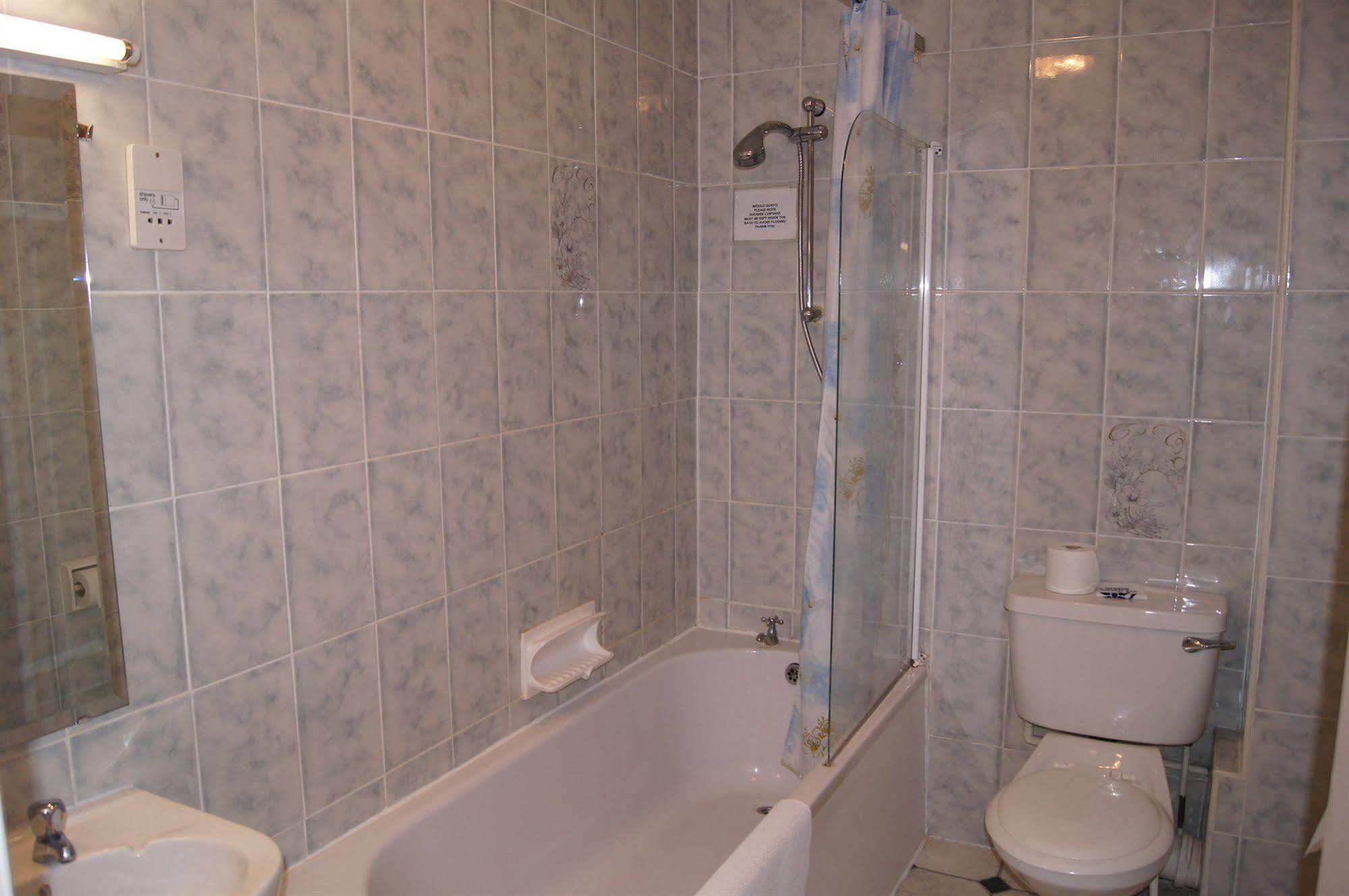 Castle Hotel Tamworth Ngoại thất bức ảnh