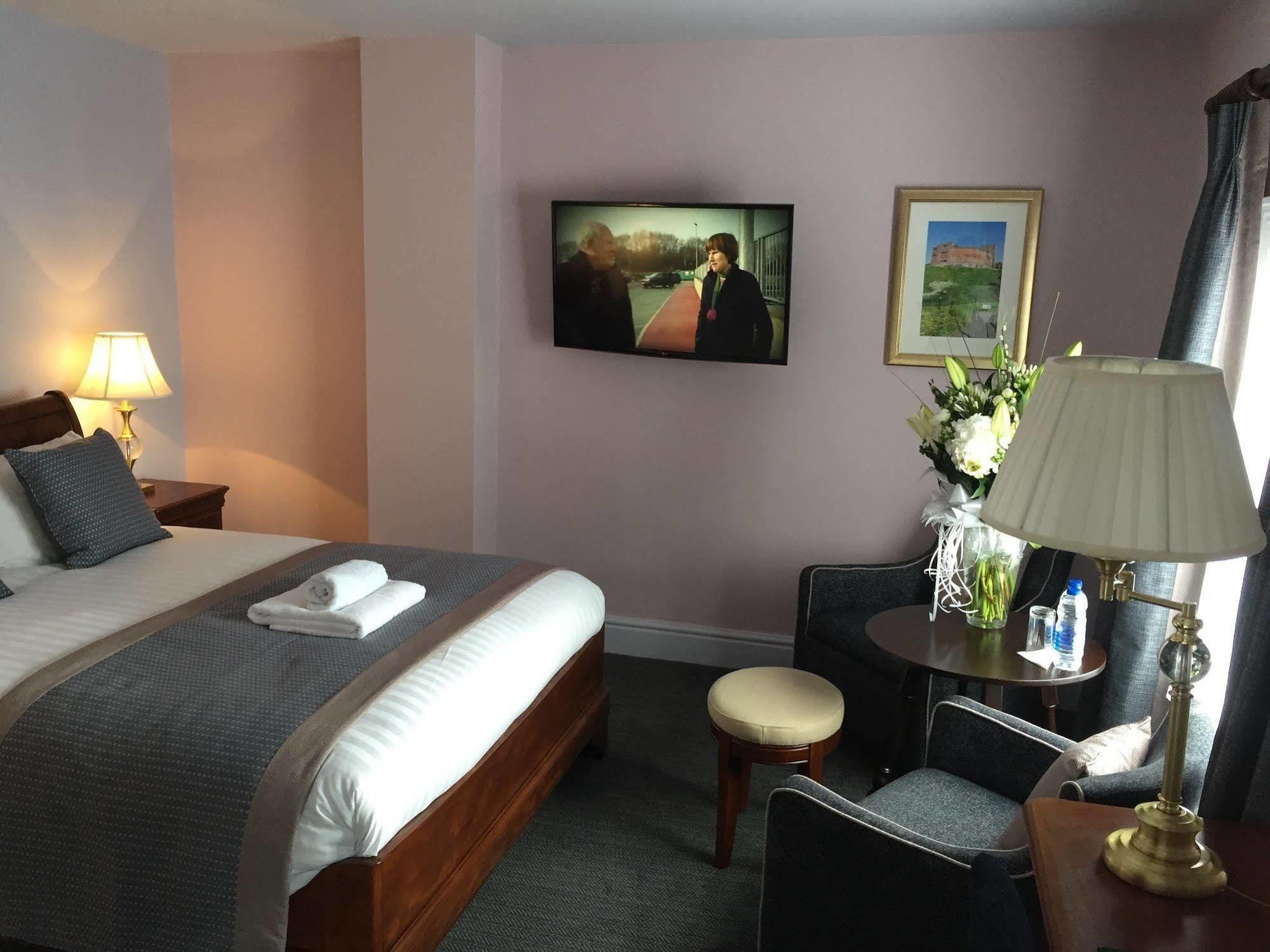 Castle Hotel Tamworth Ngoại thất bức ảnh
