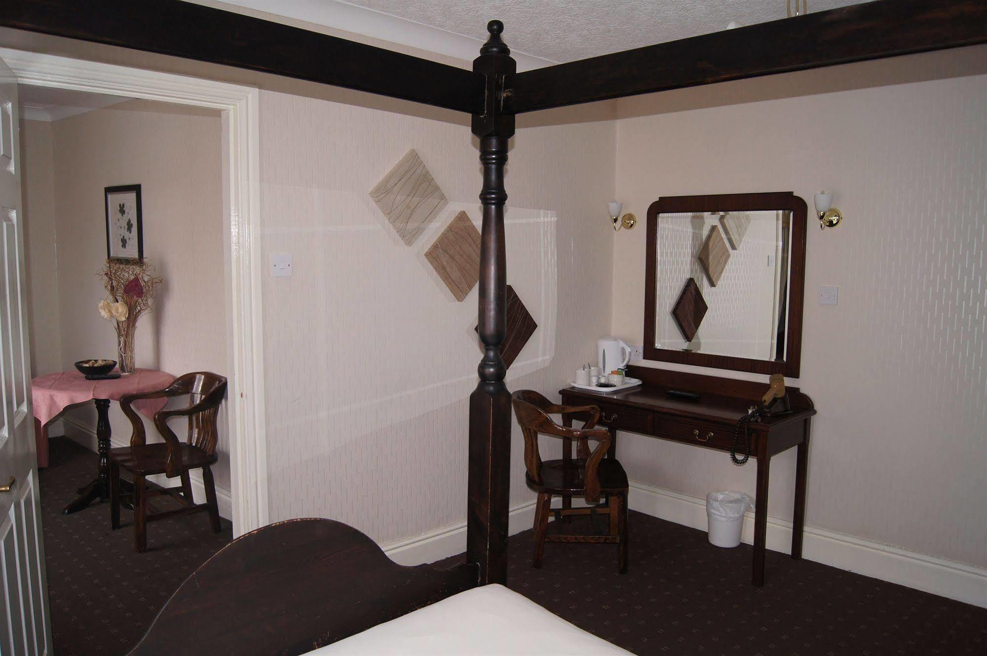 Castle Hotel Tamworth Ngoại thất bức ảnh