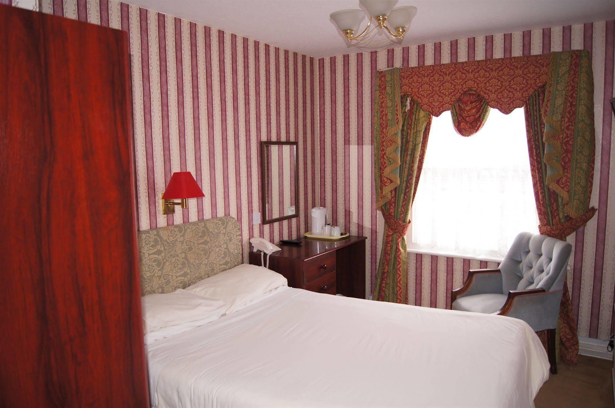 Castle Hotel Tamworth Ngoại thất bức ảnh
